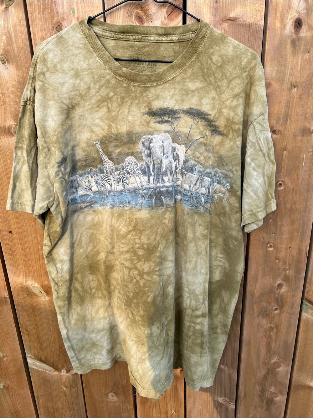 Men's Olive Green Safari Graphic T-Shirt